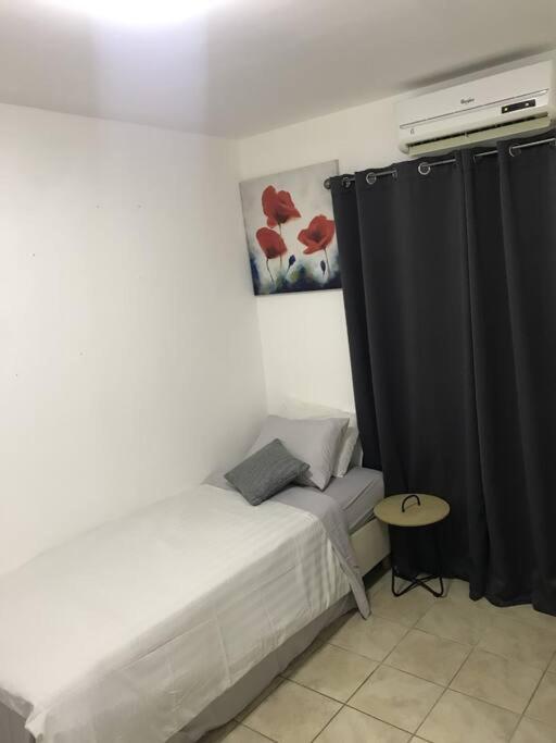 Villa Susanna 3 Bedroom 2 Bathroom House Sleeps 6Plus Willemstad Eksteriør bilde
